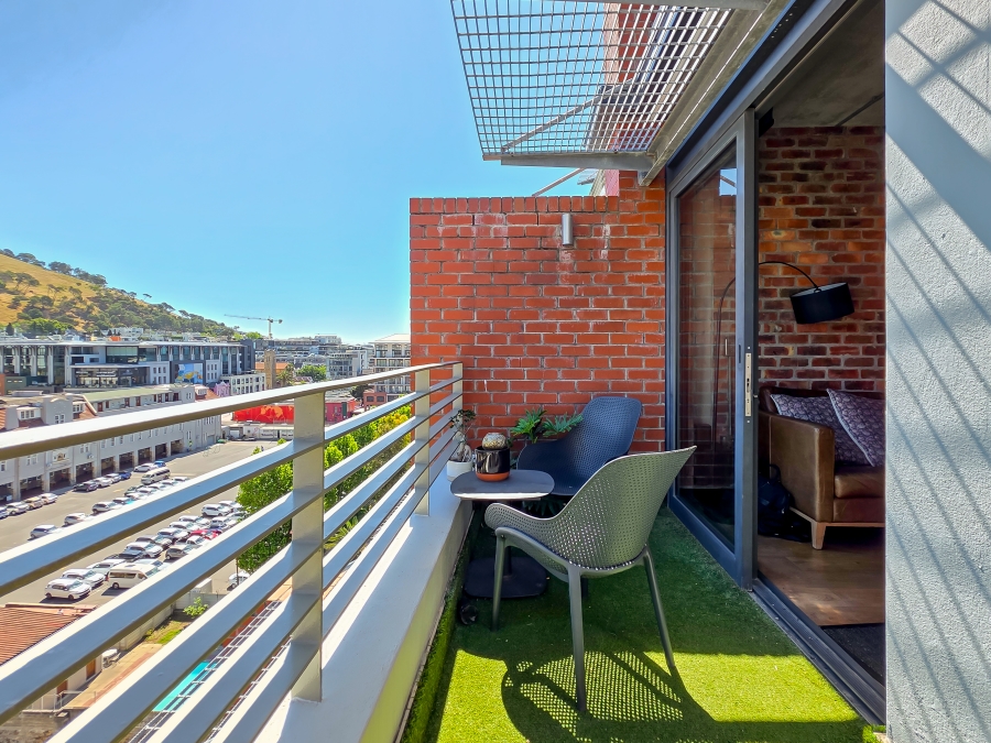 2 Bedroom Property for Sale in De Waterkant Western Cape